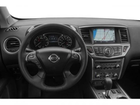 Used 2019 Nissan Pathfinder SV image 10