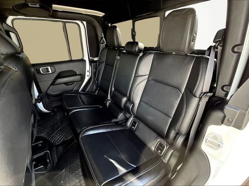 Used 2021 Jeep Gladiator Overland w/ Popular Equipment Package image 28