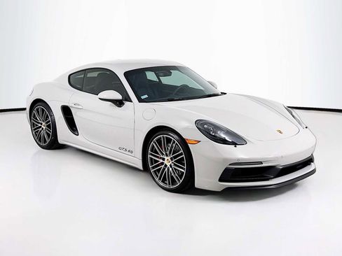 Used 2024 Porsche 718 Cayman GT4 image 7