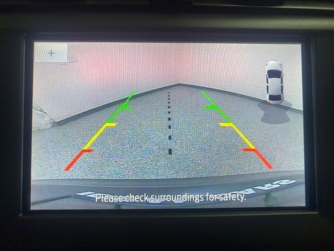 Used 2020 Ford Fusion SE image 22