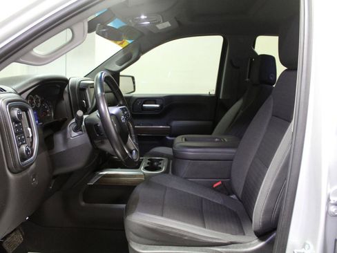 Used 2021 Chevrolet Silverado 1500 LT Trail Boss image 17