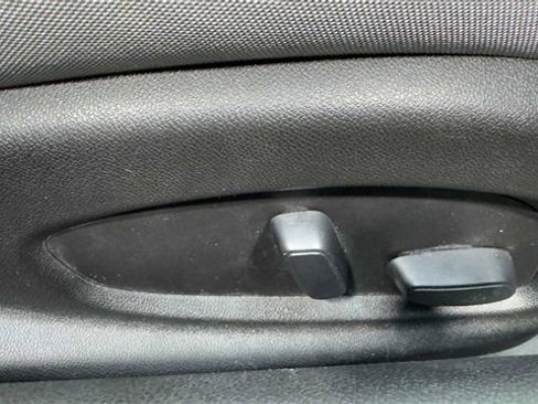 Used 2019 Chevrolet Camaro LT image 14