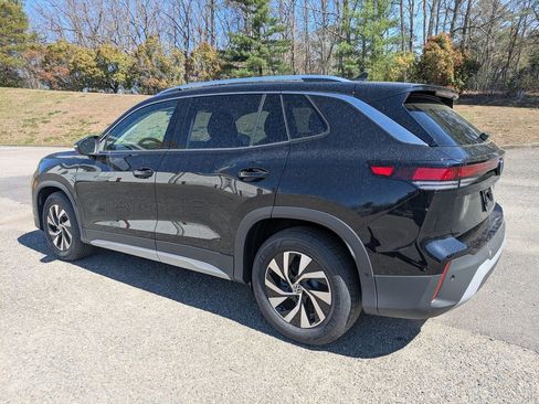 New 2026 Volkswagen Tiguan S FWD image 6