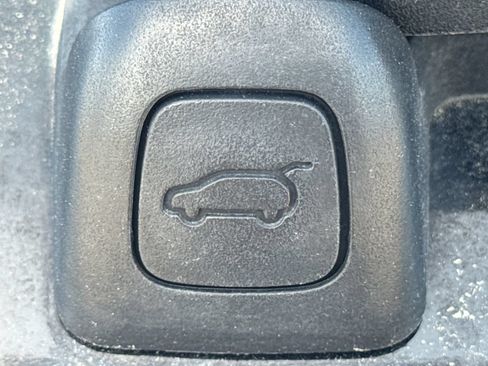Used 2024 Genesis GV80 2.5T AWD/4WD image 48