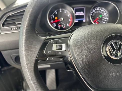 Used 2021 Volkswagen Tiguan S image 15