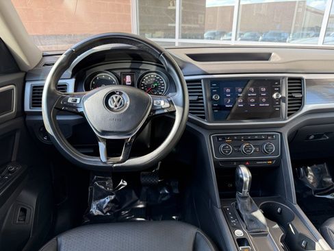 Used 2019 Volkswagen Atlas SE w/ Panoramic Sunroof Package image 15