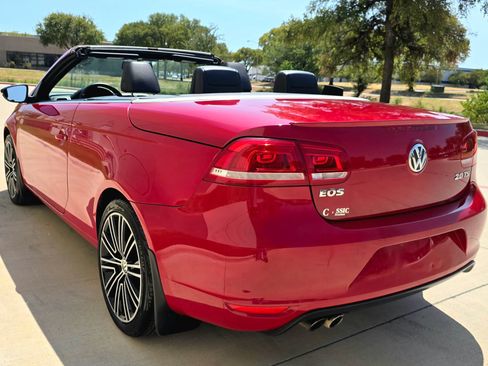 Used 2013 Volkswagen Eos FWD image 6