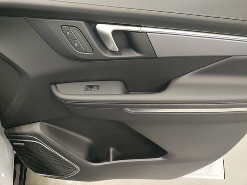 New 2026 Buick Enclave Sport Touring w/ Power Package image 9