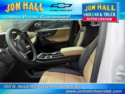 Used 2025 Chevrolet Equinox ACTIV w/ Safety and Technology Package image 10