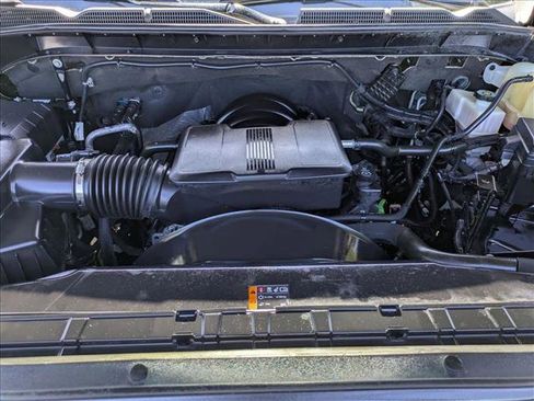 Used 2022 GMC Sierra 3500 Denali w/ Denali Ultimate Package AWD/4WD image 24