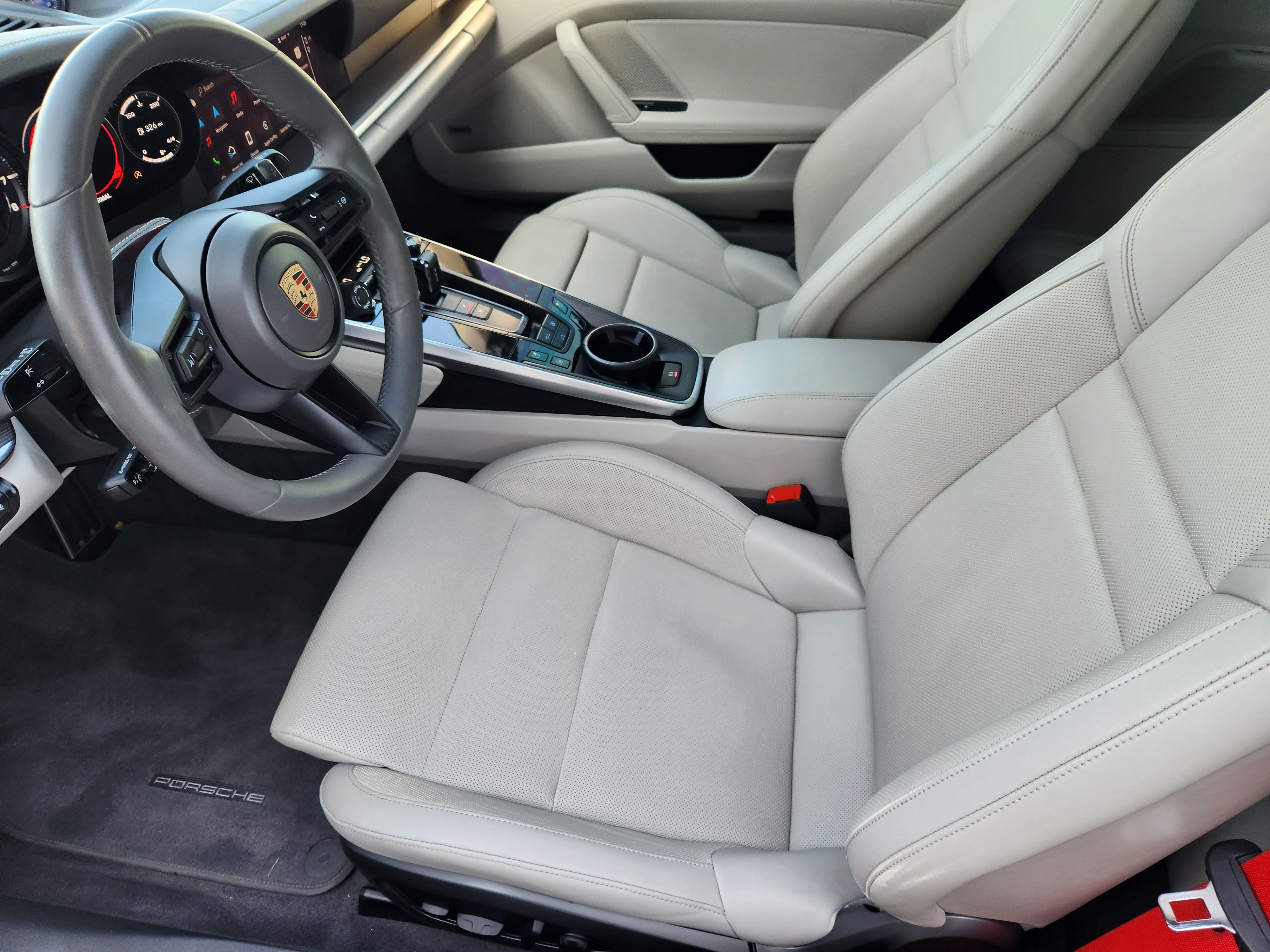 Certified 2024 Porsche 911 Carrera RWD image 18