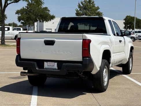 Used 2025 Toyota Tacoma SR RWD image 4