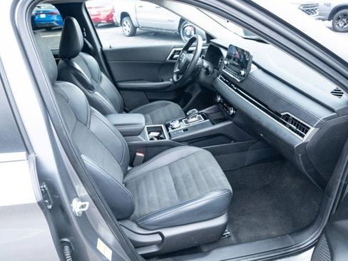 Used 2024 Mitsubishi Outlander SE Black Edition image 40