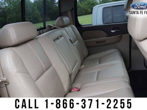 Used 2009 GMC Sierra 2500 SLT w/ Entertainment Package image 26