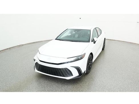 New 2026 Toyota Camry SE image 16