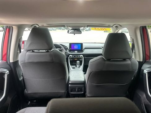 Used 2025 Toyota RAV4 XLE w/ Convenience Package AWD/4WD image 14