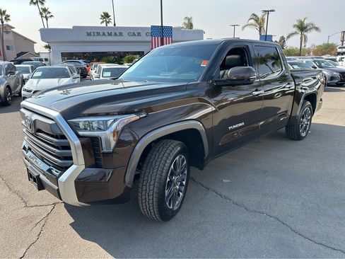 Used 2022 Toyota Tundra Limited image 11