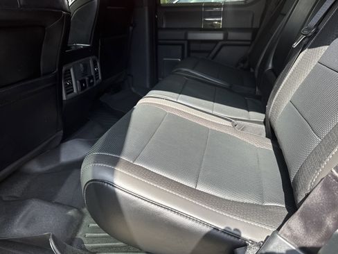 Used 2020 Ford F150 Raptor w/ Equipment Group 802A Luxury AWD/4WD image 19