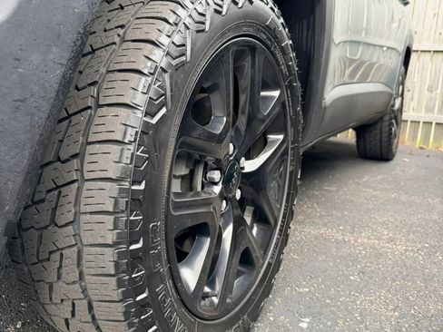 Used 2018 Jeep Renegade Altitude image 19