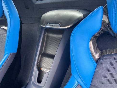 Used 2023 Chevrolet Corvette Stingray Premium Conv w/ Z51 Performance Package image 15