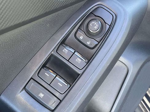 Used 2024 Subaru Crosstrek 2.0i Premium image 6