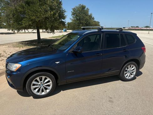 Used 2013 BMW X3 xDrive28i AWD/4WD image 2