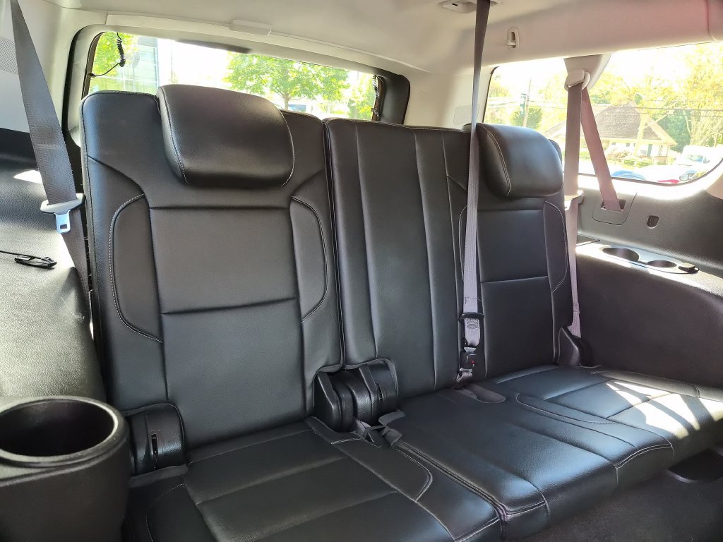 Used 2015 Chevrolet Suburban LT AWD/4WD image 36