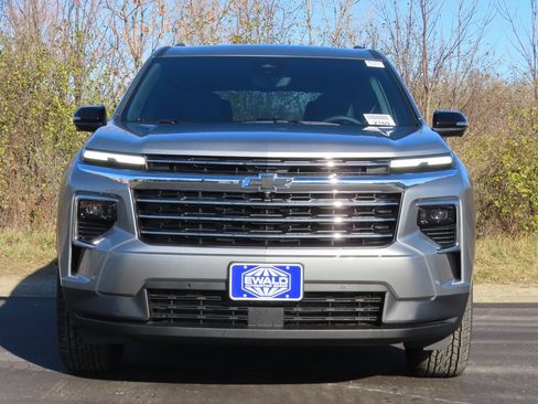 New 2026 Chevrolet Traverse LT w/ Enhanced Driving Package image 17