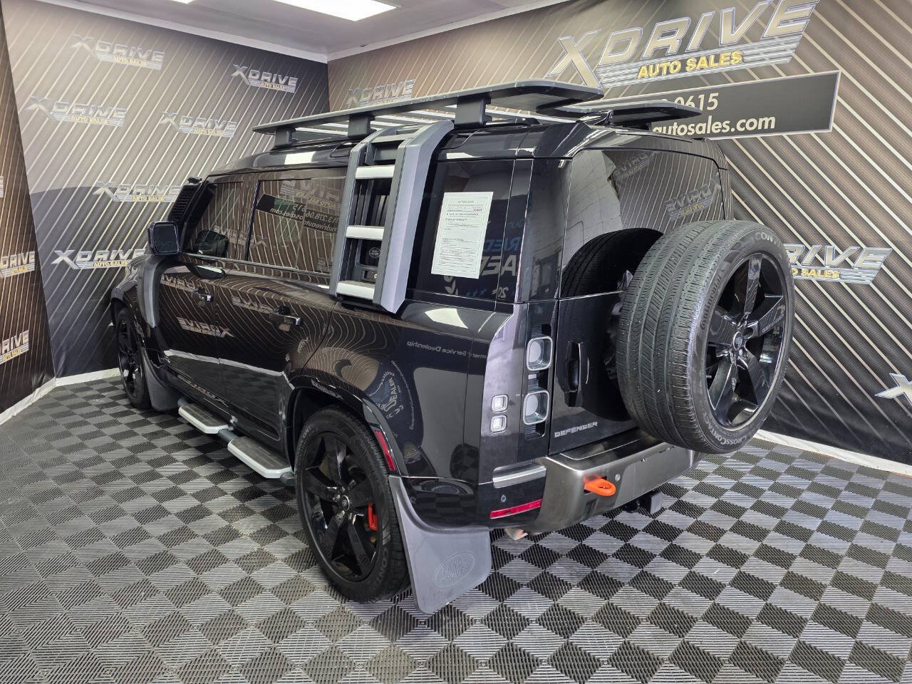 Used 2022 Land Rover Defender 110 X AWD/4WD image 15