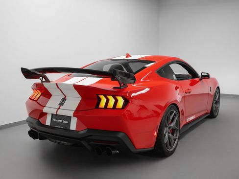 Used 2025 Ford Mustang GT Premium w/ GT Performance Package image 12