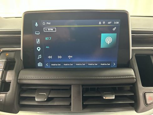Certified 2023 Chevrolet Tahoe Z71 w/ Luxury Package AWD/4WD image 14