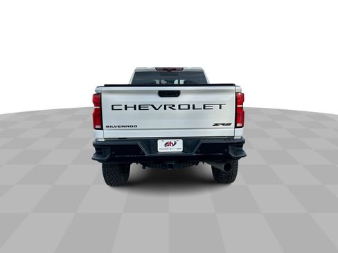 Certified 2024 Chevrolet Silverado 2500 ZR2 w/ Technology Package image 8