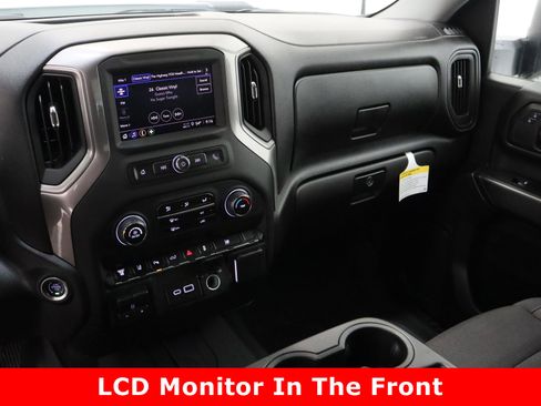 Used 2025 Chevrolet Silverado 2500 Custom w/ Custom Value Package image 16