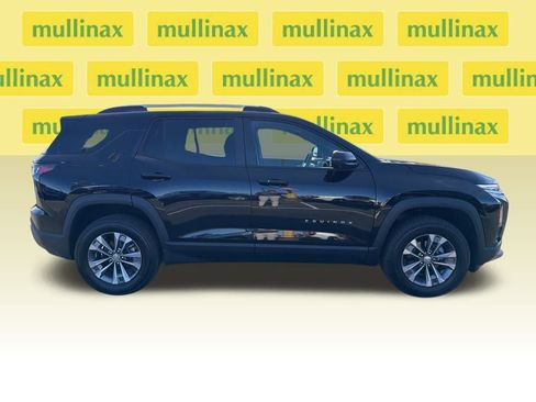 Used 2025 Chevrolet Equinox LT w/ Convenience Package II image 12