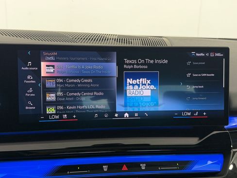 Used 2024 BMW i5 eDrive40i w/ M Sport Package image 24