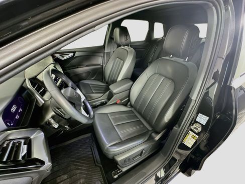 Used 2023 Audi Q4 e-tron Premium Plus RWD image 13