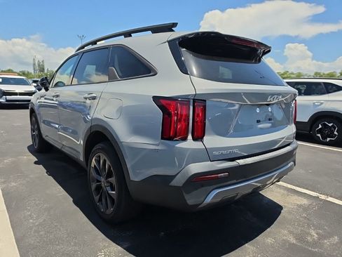 Used 2023 Kia Sorento SX Prestige AWD/4WD image 11