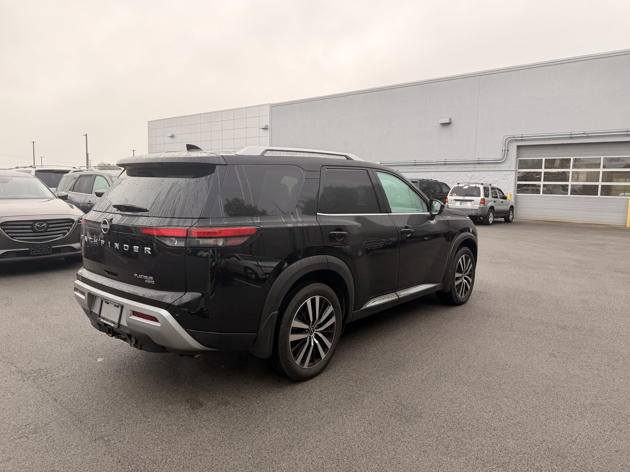 Certified 2023 Nissan Pathfinder Platinum AWD/4WD image 4