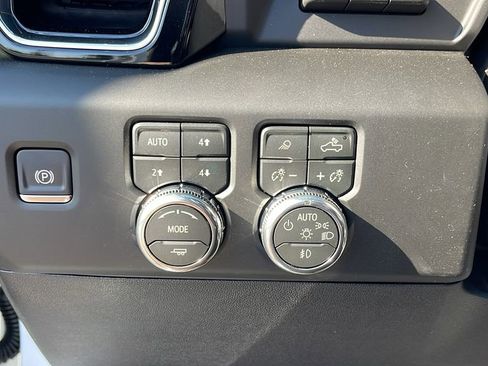 New 2026 GMC Sierra 2500 Denali Ultimate w/ Max Trailering Package AWD/4WD image 25