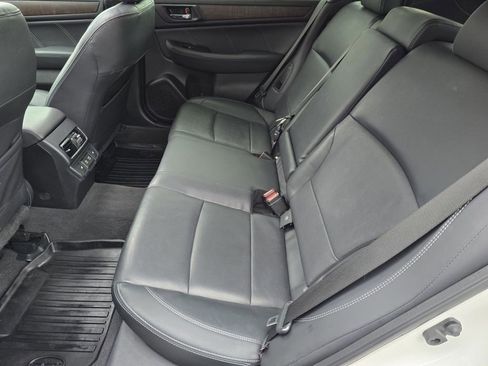 Used 2019 Subaru Outback 3.6R Limited image 32