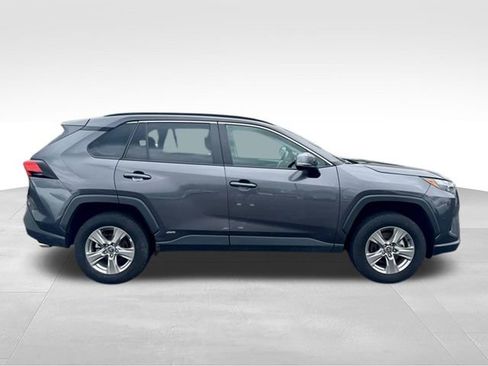 Used 2024 Toyota RAV4 XLE w/ Convenience Package AWD/4WD image 8