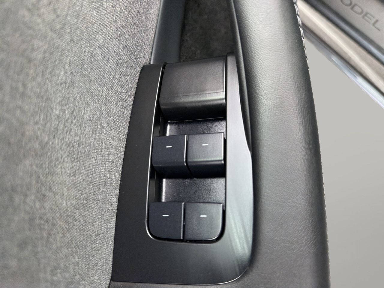 Used 2025 Tesla Model 3 RWD image 16
