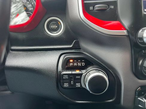 Used 2019 RAM 1500 Big Horn AWD/4WD image 33
