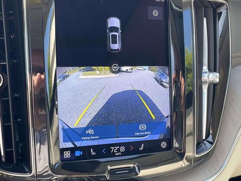 Used 2023 Volvo XC60 T8 Ultimate w/ Protection Package Premier image 29