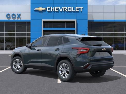 New 2026 Chevrolet Trax LS image 3