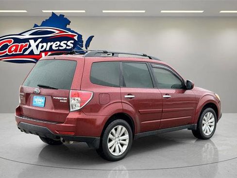 Used 2013 Subaru Forester 2.5X Premium image 9