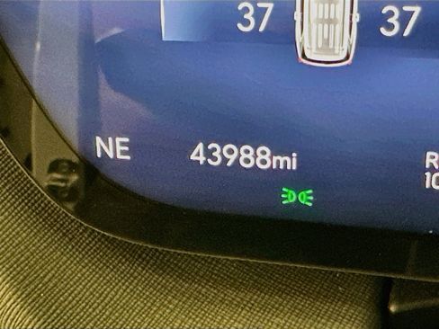 Used 2025 Buick Enclave Preferred AWD/4WD image 19