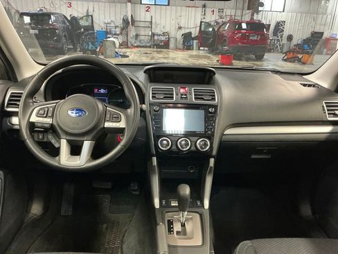Used 2018 Subaru Forester 2.5i Premium image 17