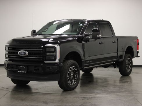 Used 2026 Ford F250 Platinum AWD/4WD image 4