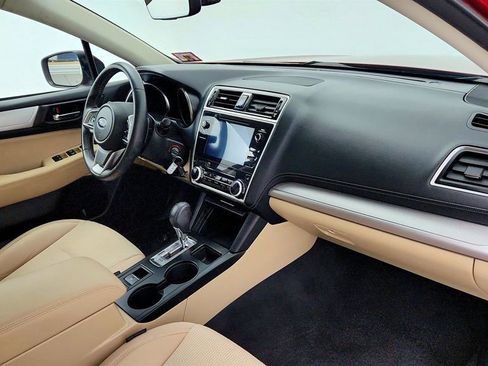 Used 2019 Subaru Outback 2.5i Premium AWD/4WD image 25